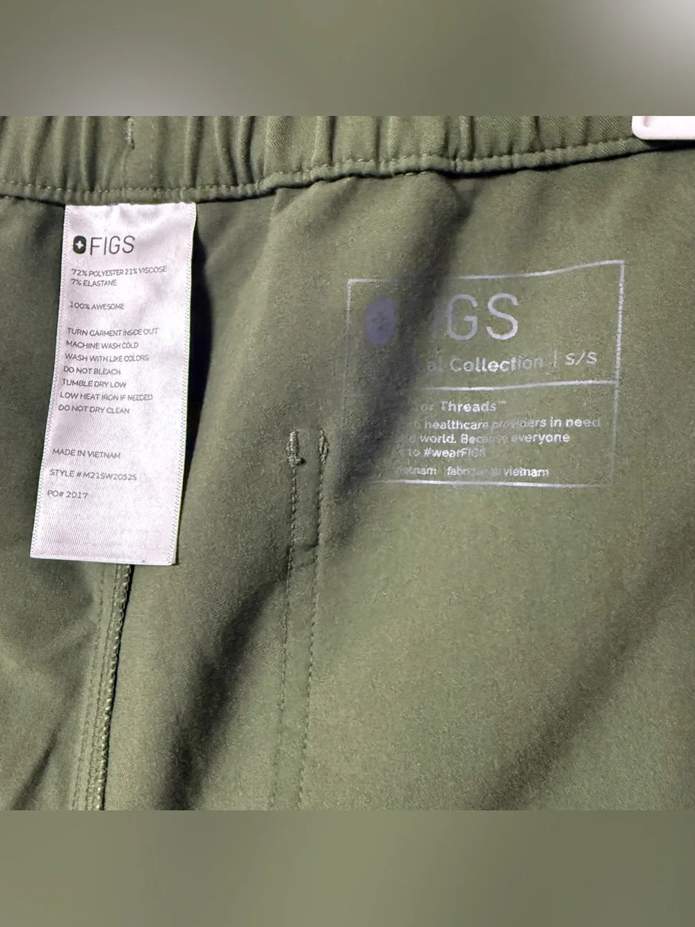 FIGS Technical Collection Mens Medium Green Scrub Set Pants Top Cairo Leon Small